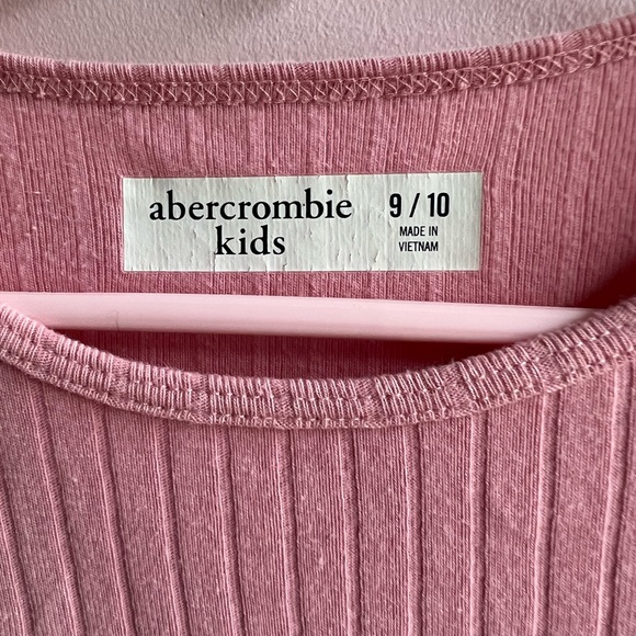 Abercrombie Kids Girls Long Sleeve Tee Size 9/10 - Picture 2 of 5